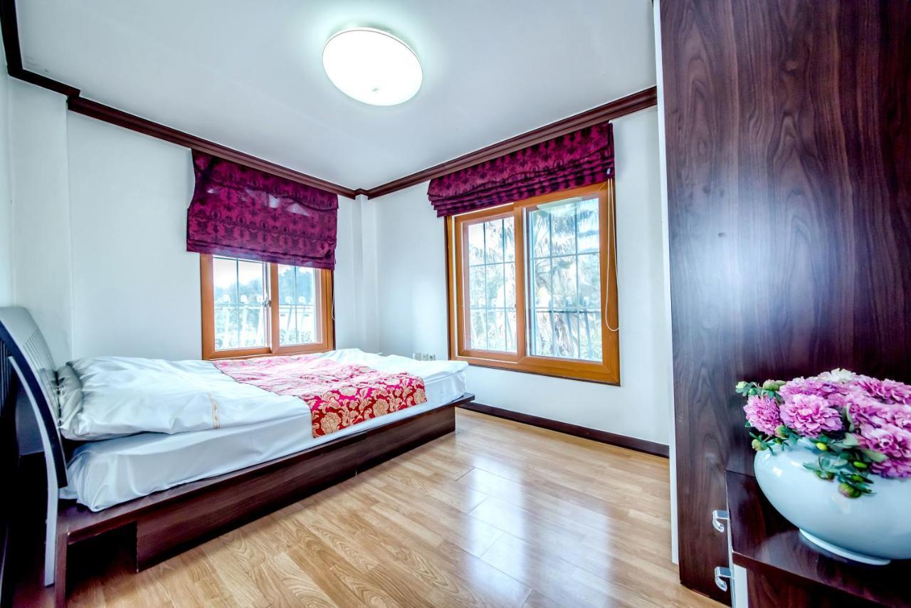 Jeju Hue Pension Seogwipo-stad Buitenkant foto
